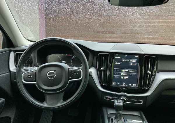 Volvo XC 60 cena 135000 przebieg: 36000, rok produkcji 2020 z Wrocław małe 254